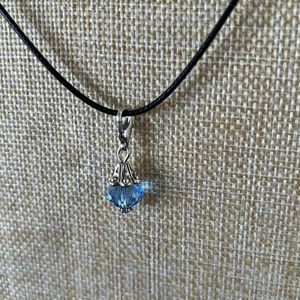 Necklace with Sparkling Bead